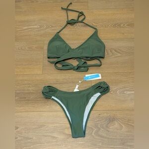 Cupshe Crossover Bikini